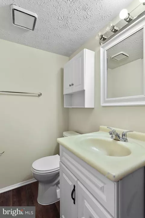10504 Saddlebrook Ct, Laurel, MD 20723 photo 22