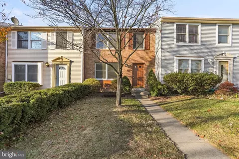 10504 Saddlebrook Ct, Laurel, MD 20723 photo 3