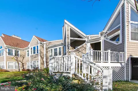 7646 Coachlight Ln #A, Ellicott City, MD 21043