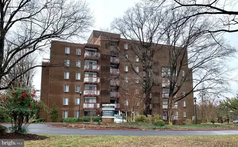10850 Green Mountain Cir #T12, Columbia, MD 21044