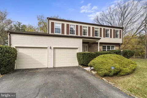 6222 Sebring Dr, Columbia, MD 21044
