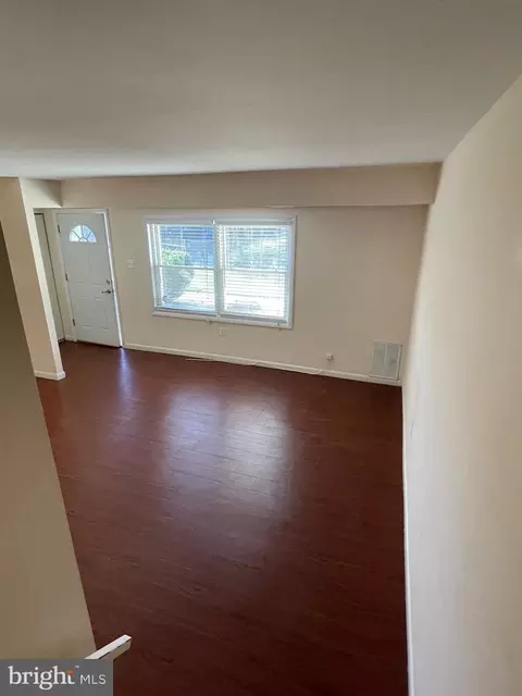 9220 Bridle Path Ln #K, Laurel, MD 20723 photo 4
