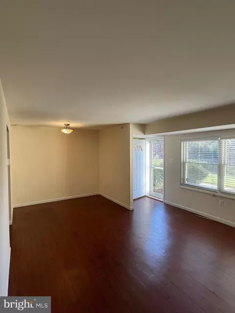 9220 Bridle Path Ln #K, Laurel, MD 20723 photo 7