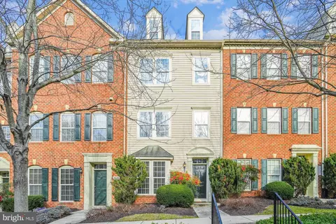 9507 Blast Ave #13, Ellicott City, MD 21042