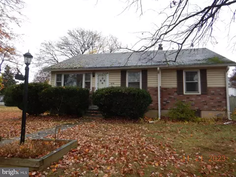 8098 Savage Guilford Rd, Jessup, MD 20794