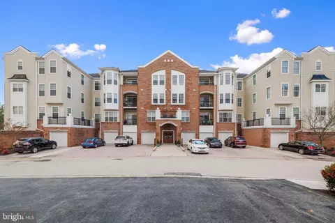 7335 Brookview Rd #301, Elkridge, MD 21075