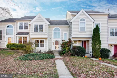 8533 Harvest View Ct, Ellicott City, MD 21043
