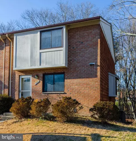 7481 Hickory Log Cir, Columbia, MD 21045