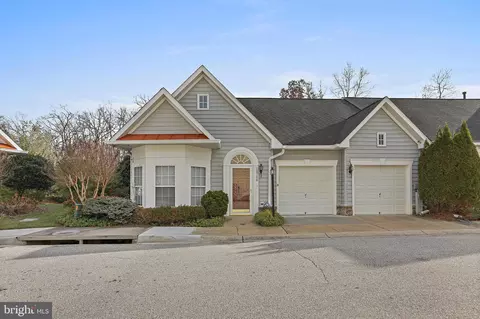 10708 Shady Summer Dr #6, Columbia, MD 21044