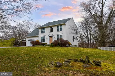 9890 Carrigan Dr, Ellicott City, MD 21042