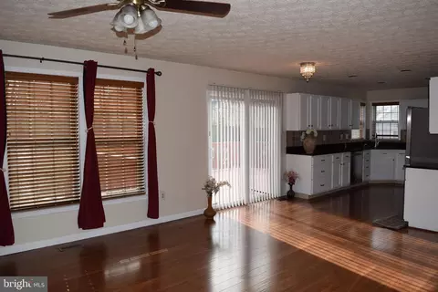 9613 Park Ave, Laurel, MD 20723 photo 15