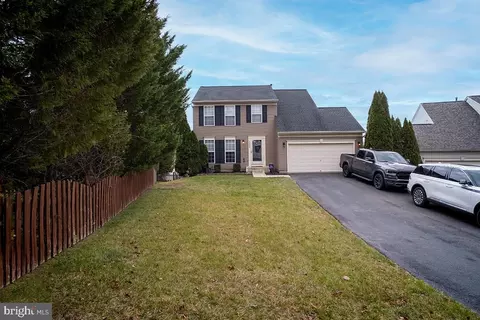 6484 Abel St, Elkridge, MD 21075