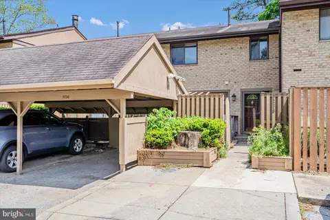 9258 Red Cart Ct, Columbia, MD 21045