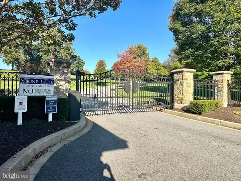 8616 River Glade Run, Laurel, MD 20723 photo 2