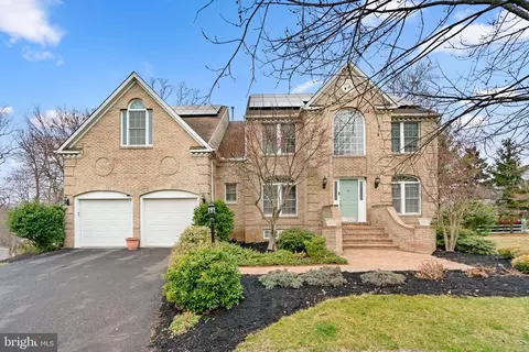 5104 Crestfield Ct, Ellicott City, MD 21043