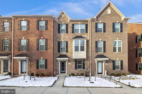 9511 Broad Oaks Ln, Columbia, MD 21046