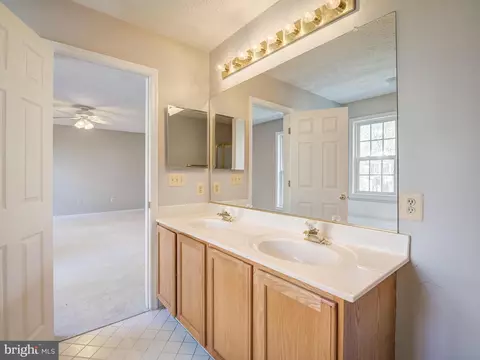 9671 Spratley Ave, Laurel, MD 20723 photo 54