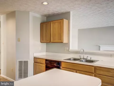 9671 Spratley Ave, Laurel, MD 20723 photo 24