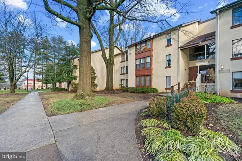 9633 Whiteacre Rd #A3, Columbia, MD 21045