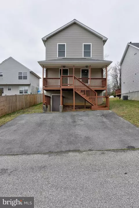 7250 Wye Ave, Jessup, MD 20794