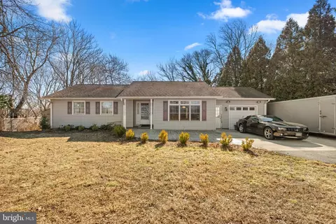 9025 Overhill Dr, Ellicott City, MD 21042