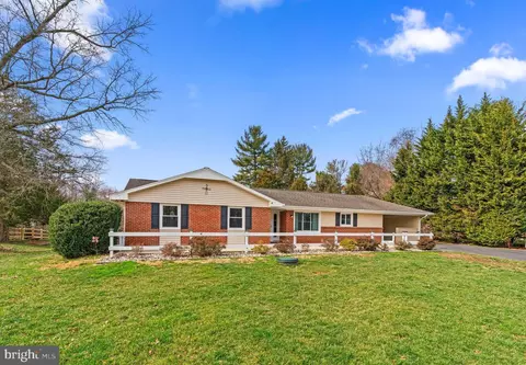 6806 Redberry Rd, Clarksville, MD 21029