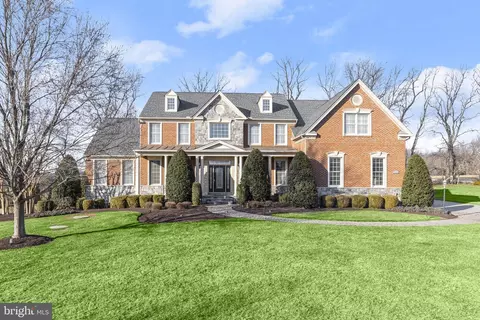 13908 Ryon Dr, Glenelg, MD 21737
