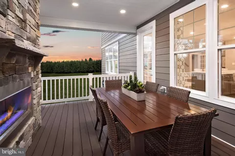 Exterior - 8404 Bald Eagle Ct, Laurel, MD 20723 photo 2 of 2