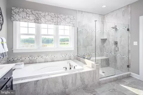 Bath - 8404 Bald Eagle Ct, Laurel, MD 20723 photo 2 of 3