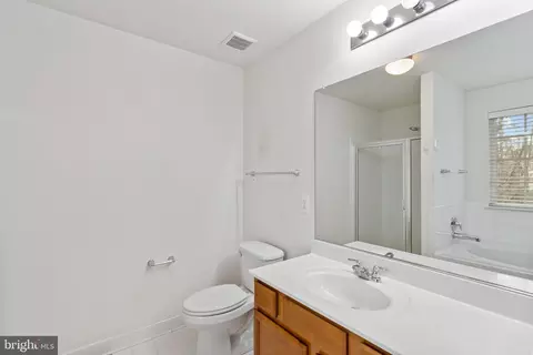 Bath - 9410 Hidden View Ln, Laurel, MD 20723 photo 6 of 6