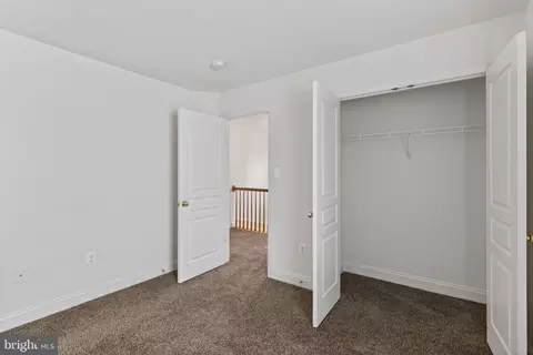 Bedroom - 9410 Hidden View Ln, Laurel, MD 20723 photo 3 of 8