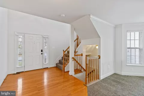 Entry Way - 9410 Hidden View Ln, Laurel, MD 20723 photo 2 of 9