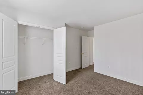 Bedroom - 9410 Hidden View Ln, Laurel, MD 20723 photo 6 of 8