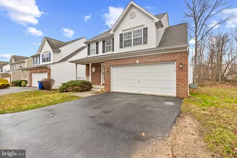 Exterior - 9410 Hidden View Ln, Laurel, MD 20723 photo 2 of 7