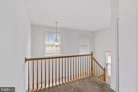 Entry Way - 9410 Hidden View Ln, Laurel, MD 20723 photo 8 of 9