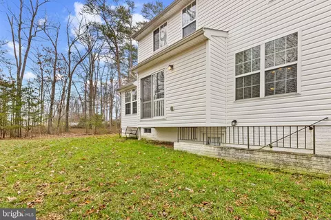 Exterior - 9410 Hidden View Ln, Laurel, MD 20723 photo 6 of 7