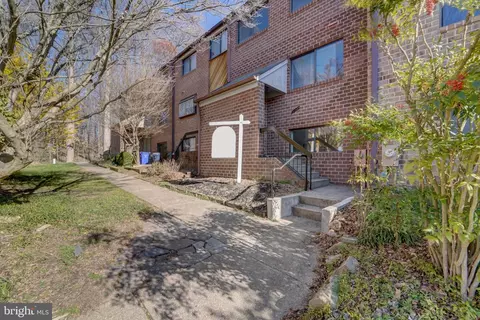 9038 Early April Way, Columbia, MD 21046