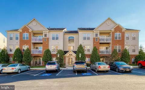 8265 Stone Crop Dr #F, Ellicott City, MD 21043