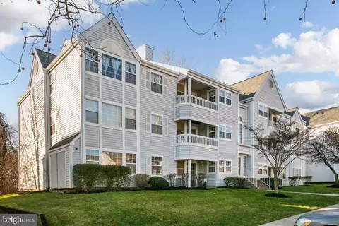 8381 Montgomery Run Rd #B, Ellicott City, MD 21043