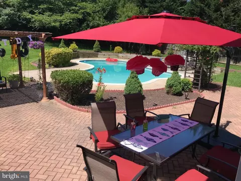 Exterior - 8398 Sand Cherry Ln, Laurel, MD 20723 photo 5 of 6