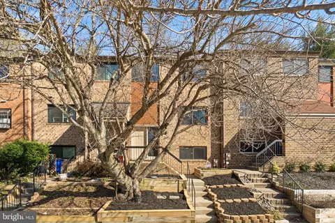 9008 Moving Water Ln, Columbia, MD 21046