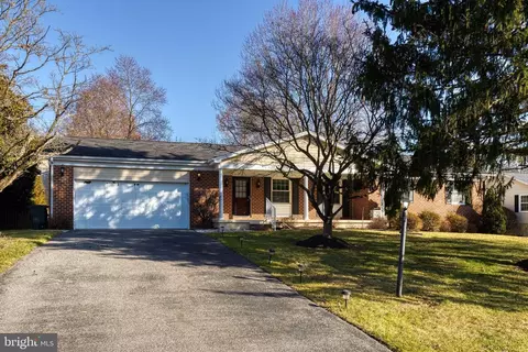 9552 Joey Dr, Ellicott City, MD 21042