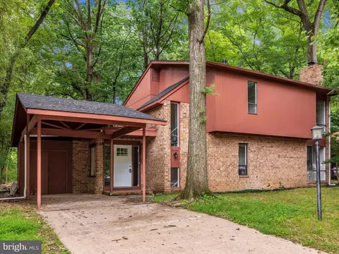 5250 Patriot Ln, Columbia, MD 21045