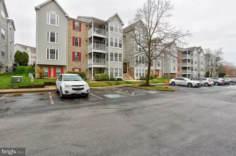 6320 Bayberry Ct #903, Elkridge, MD 21075