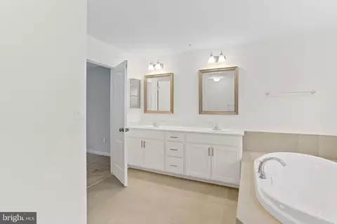 9121 Giddings Crossing Rd, Laurel, MD 20723 photo 21