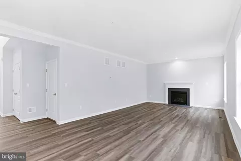 9121 Giddings Crossing Rd, Laurel, MD 20723 photo 8
