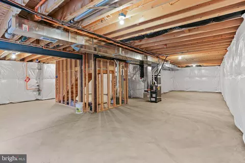 9121 Giddings Crossing Rd, Laurel, MD 20723 photo 12