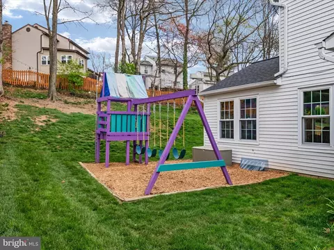 Exterior - 6007 River Birch Ct, Hanover, MD 21076 photo 6 of 8