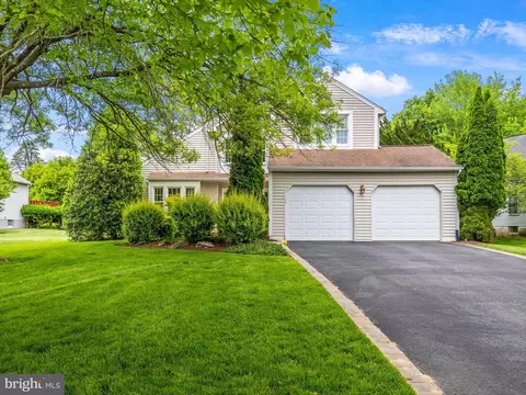 9617 Ashmede Dr, Ellicott City, MD 21042