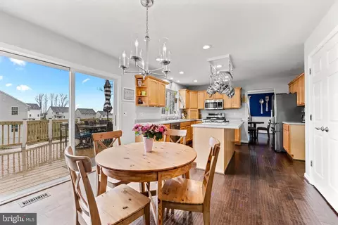 Dining - 6001 Florey Rd, Hanover, MD 21076 photo 1 of 5
